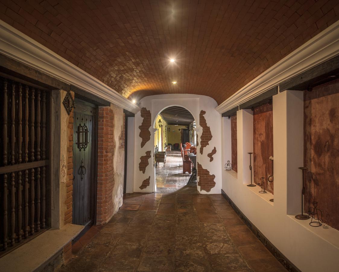 Ciel Luxe Hotels Antigua Guatemala エクステリア 写真